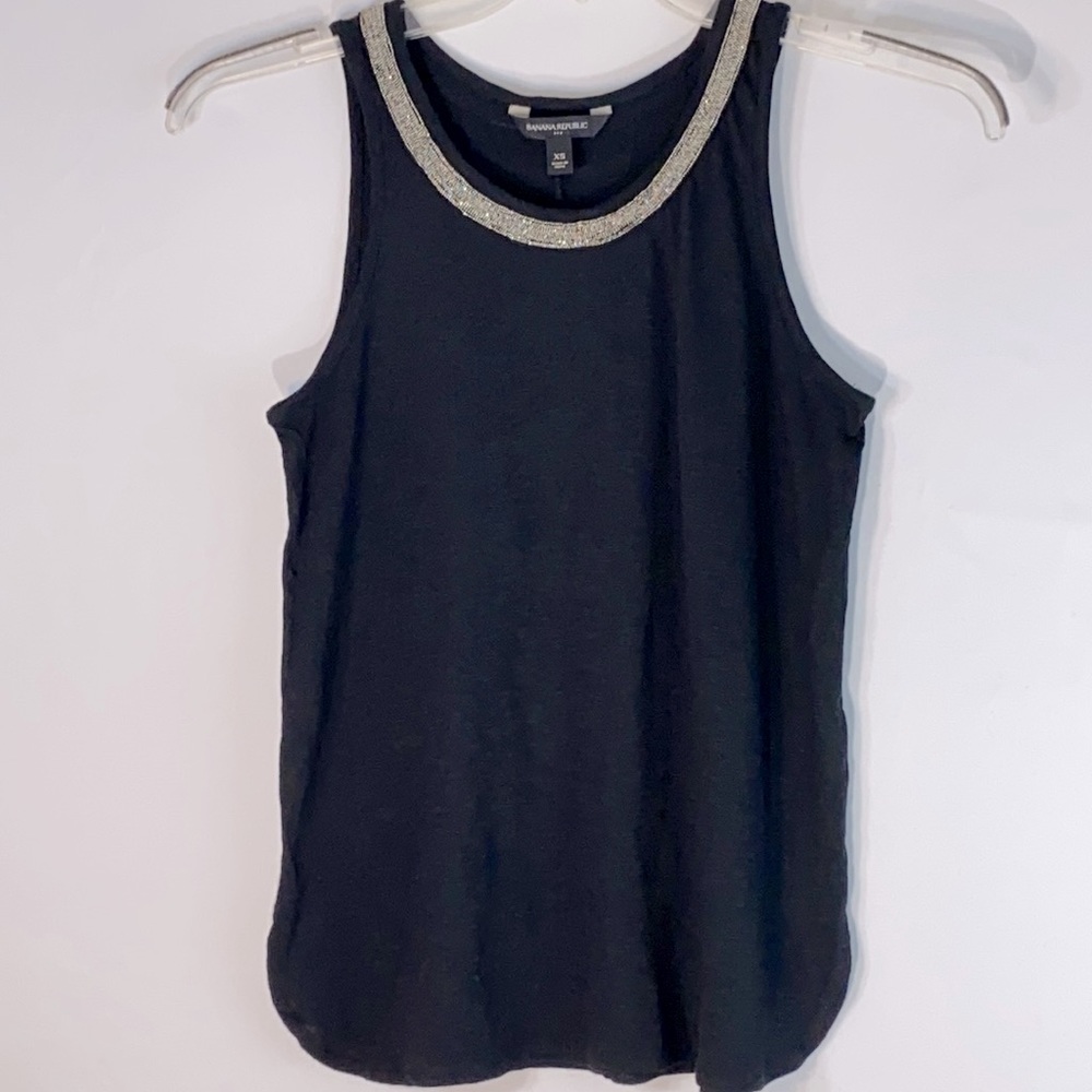Banana Republic Sleeveless Black Scoop Neckline Silver Embellishment Top Size XS